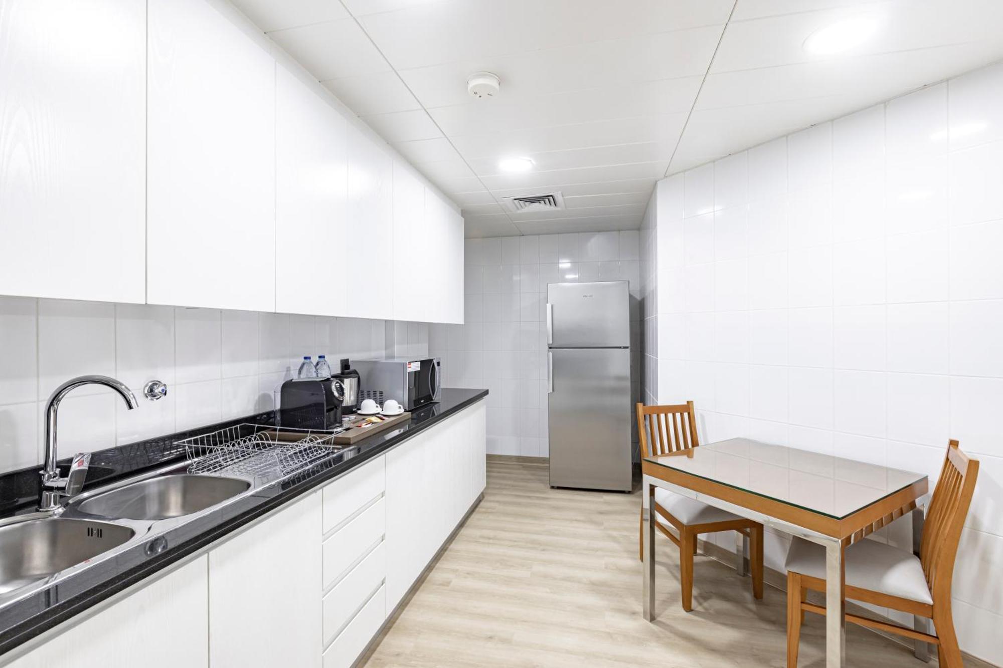 Golden Sands Suites Dubaj Pokoj fotografie